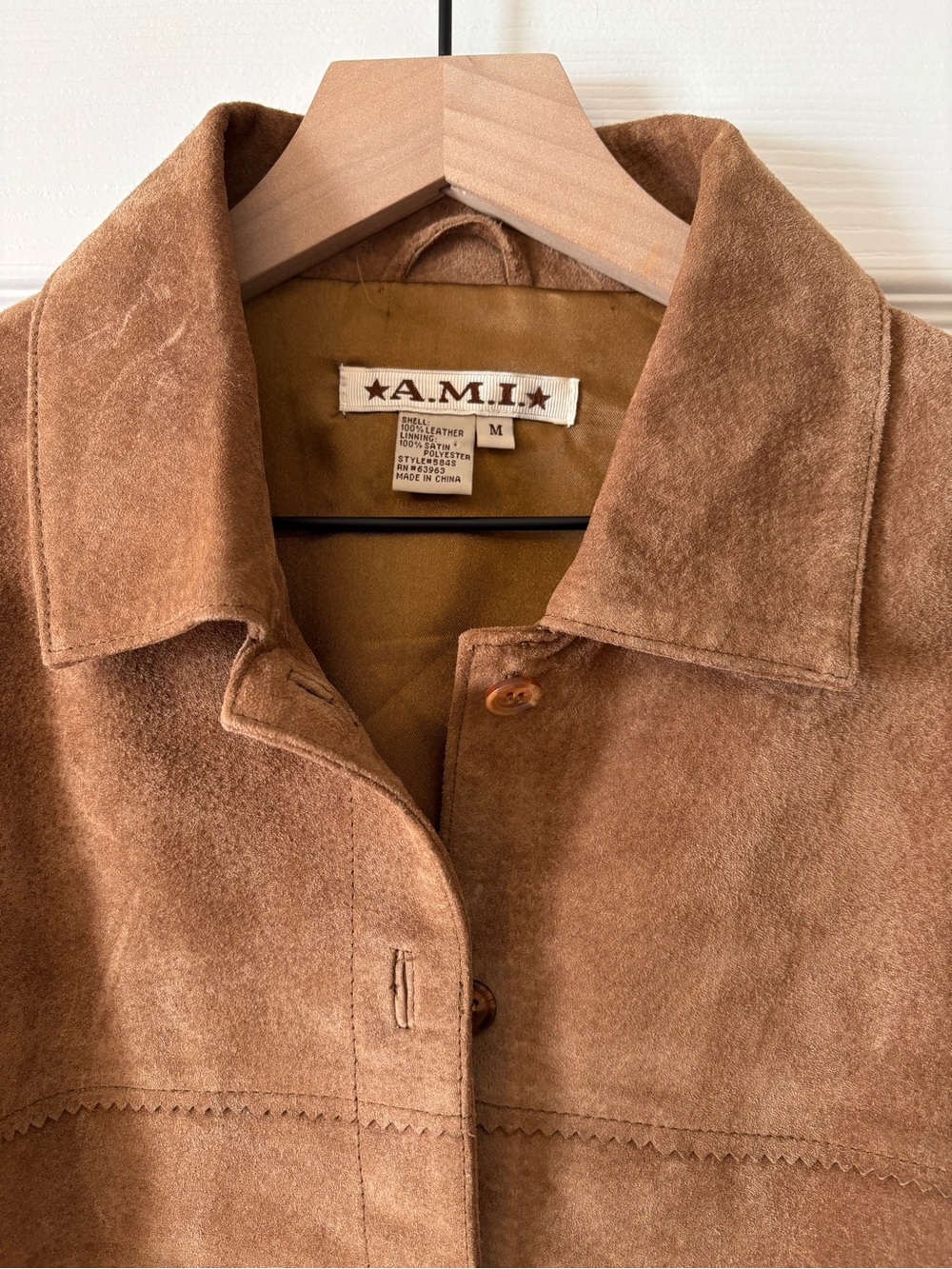 A.M.I. Suede Jacket - Picture 4 of 9